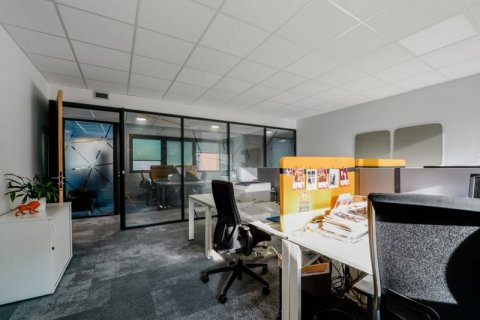 Maître d'oeuvre pour réaménagement de locaux professionnels dans l'Ouest Lyonnais