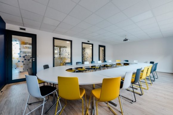 Spécialiste de la restructuration de l'espace de travail en entreprise Limonest